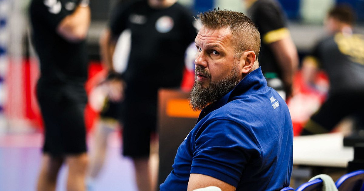 Trener Robert Lis: zapłaciliśmy frycowe po awansie do Superligi - HEJ.MIELEC.PL