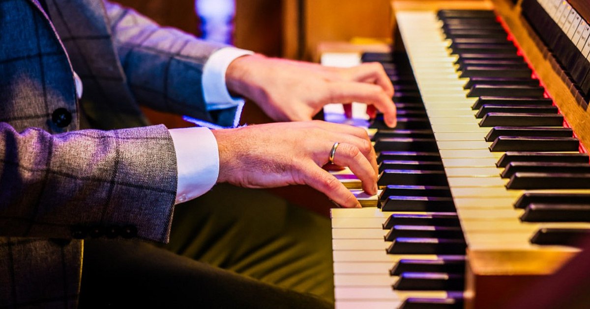 W niedzielę II koncert Radomyskich Wieczorów Organowych - HEJ.MIELEC.PL