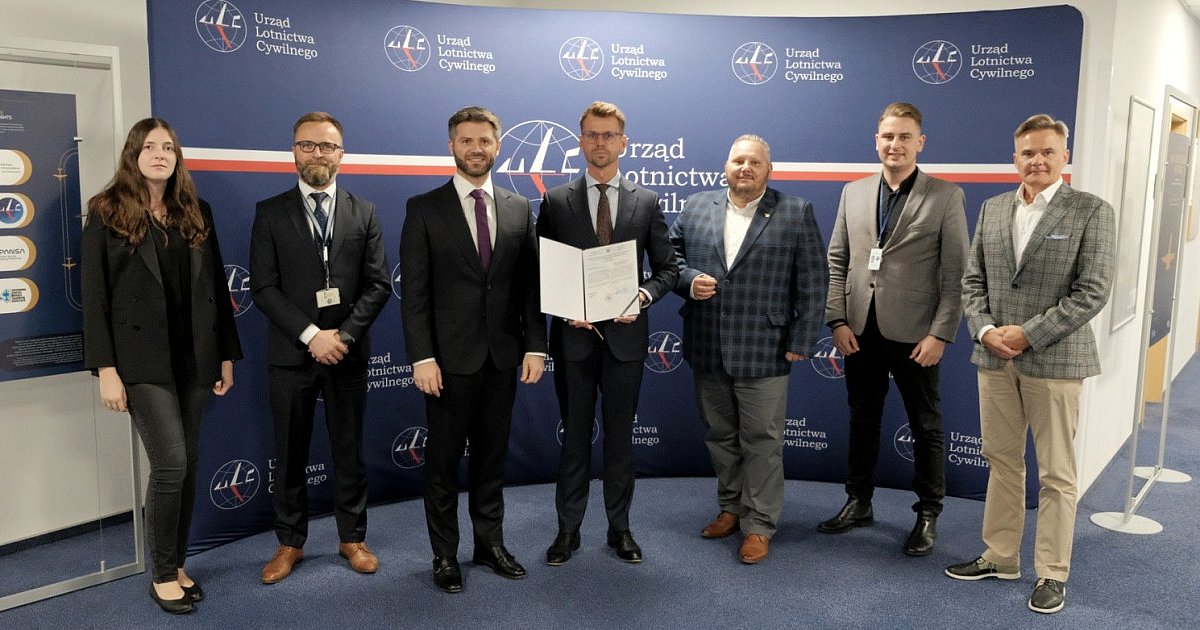 Lotnisko Mielec ośrodkiem szkolenia! Jest certyfikat - HEJ.MIELEC.PL