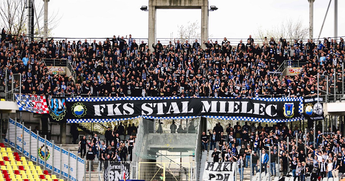 Derby! Siedemset kibiców z Mielca wyruszy do Rzeszowa! - HEJ.MIELEC.PL