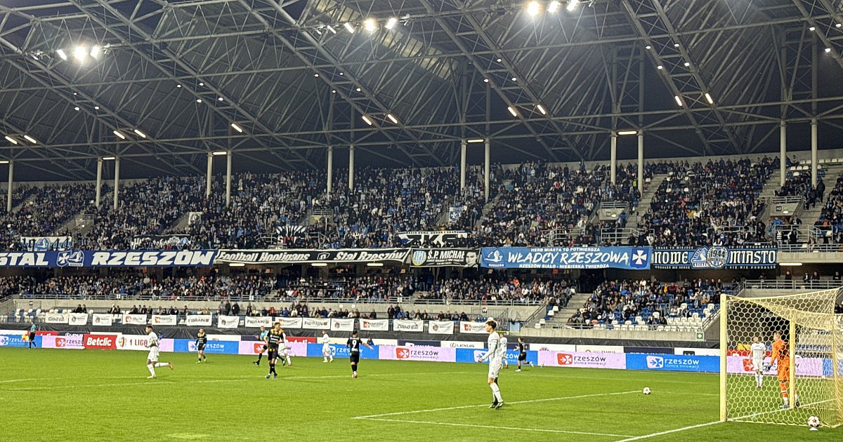 Derby rozpoczęte, ale kibice z Mielca nie weszli