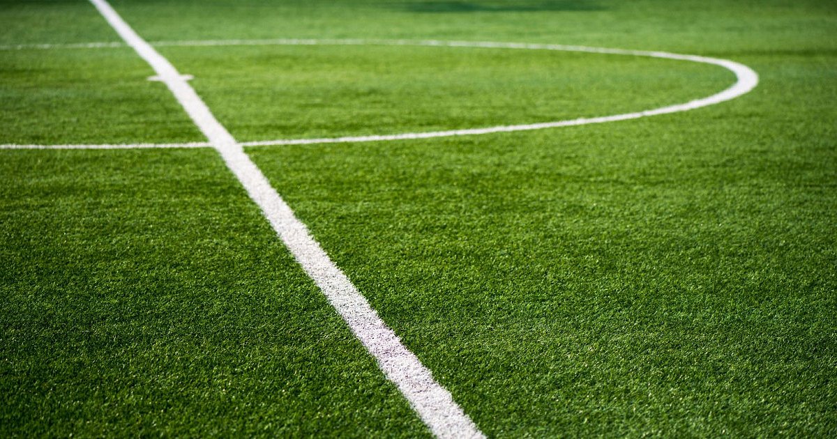 Potrzebne kolejne boisko? Miasto szuka dotacji - HEJ.MIELEC.PL