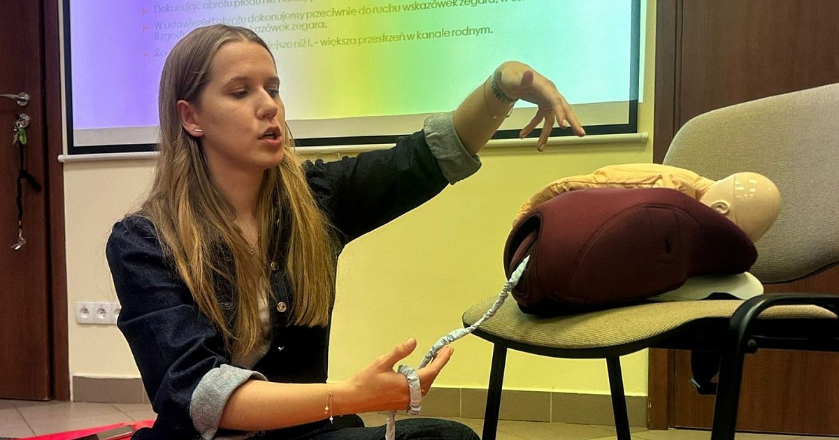 Mieleccy ratownicy gotowi na "nagłe stany w położnictwie" - HEJ.MIELEC.PL