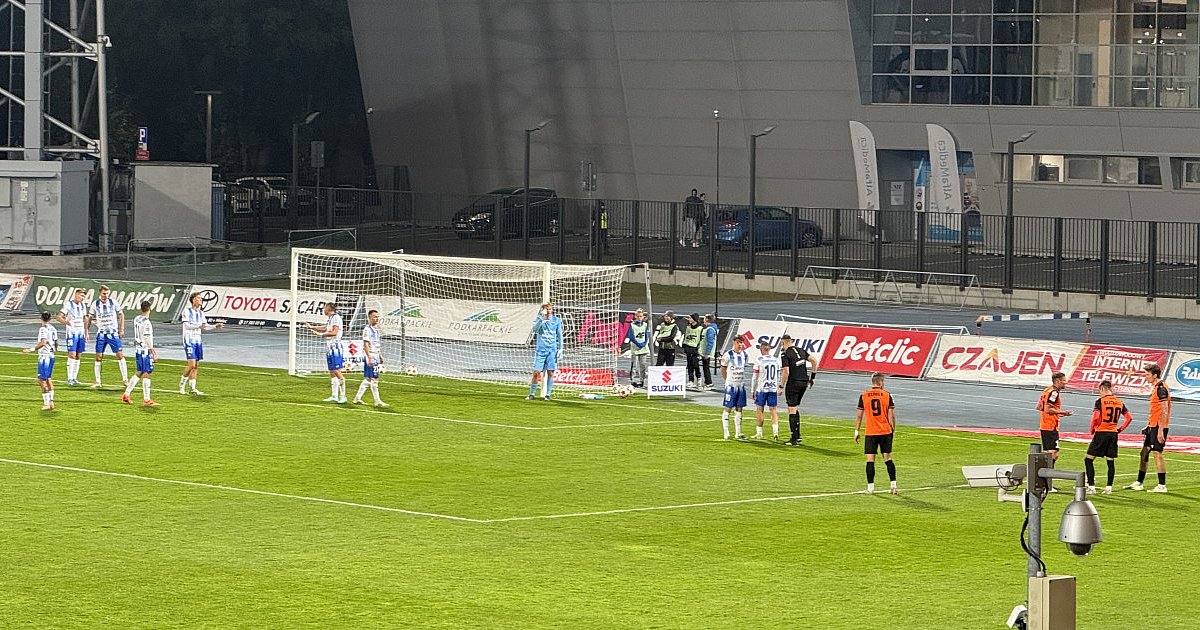 Czerwona kartka w Stali Mielec