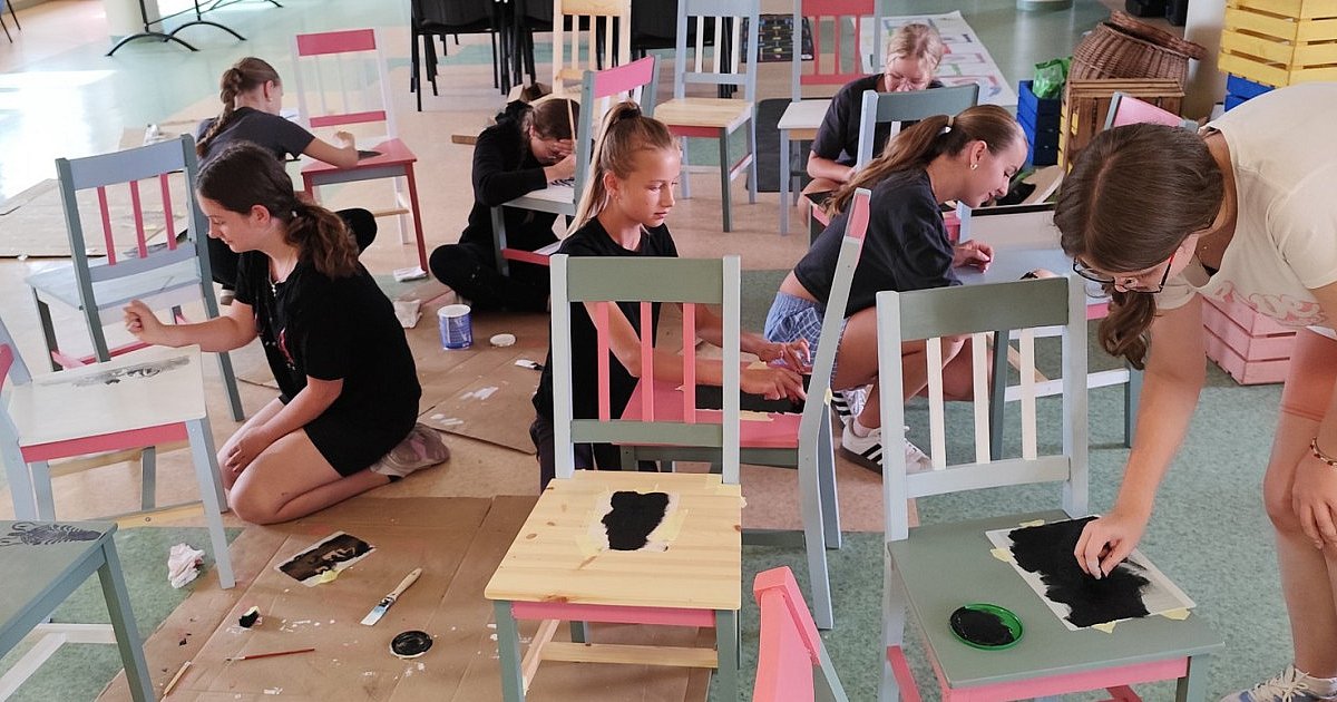 ArtStart: w Borowej młodzież tworzy przestrzeń - HEJ.MIELEC.PL