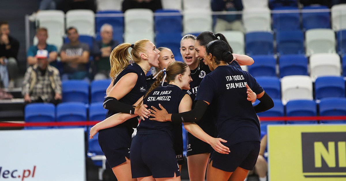 Inauguracja sezonu przed ITA TOOLS Stal Mielec - pierwszy mecz w Łodzi - HEJ.MIELEC.PL