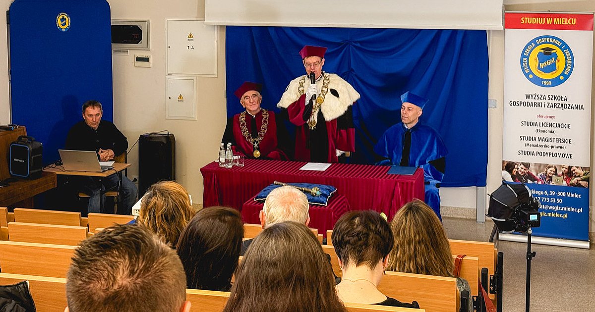 WSGiZ zainaugurowała rok akademicki. W sumie 250 studentów [FOTO] - HEJ.MIELEC.PL