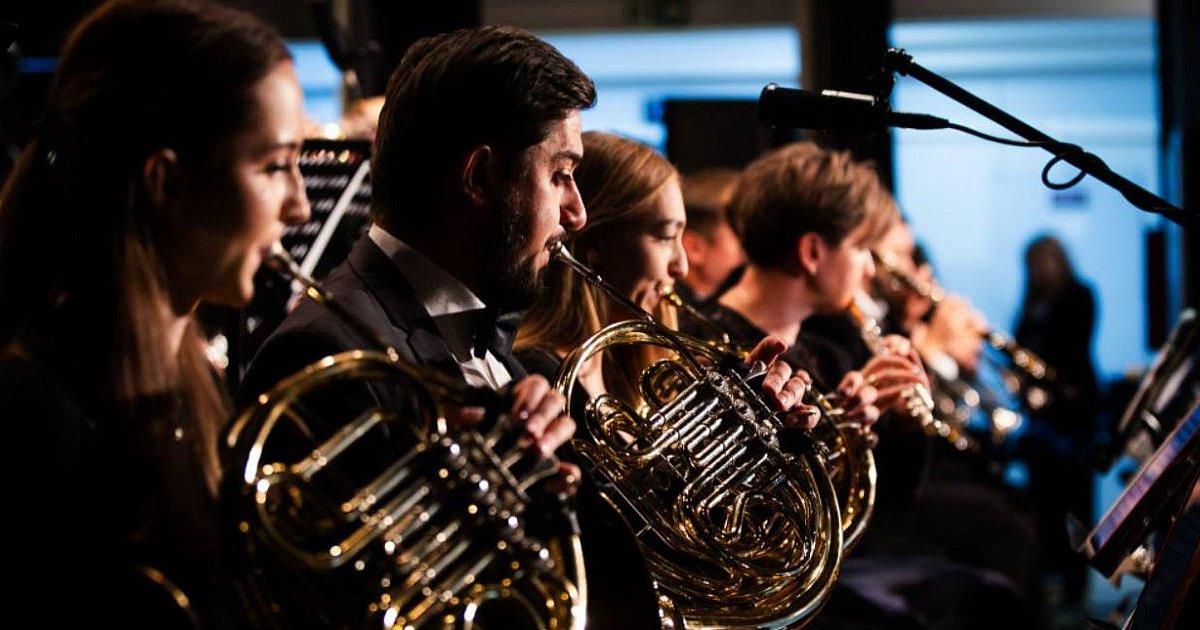 Niepodległość z duszą Chopina. Symfonicy zapraszają na koncert - HEJ.MIELEC.PL