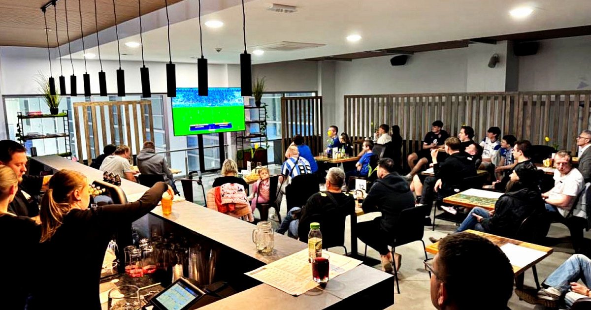 Dzisiaj mecz Puszcza Niepołomice - Stal Mielec. NOID Bistro zaprasza na transmisję - HEJ.MIELEC.PL