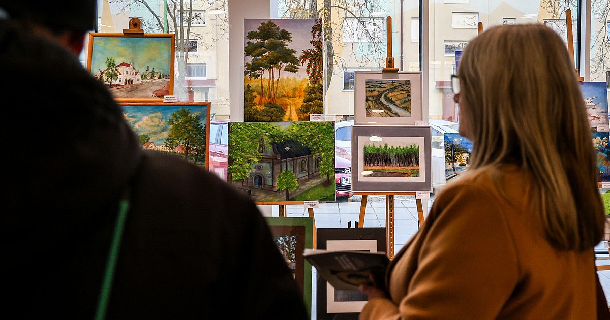 Prace mieleckich artystów na 555-lecie Mielca - w Bibliotece [FOTO] - HEJ.MIELEC.PL