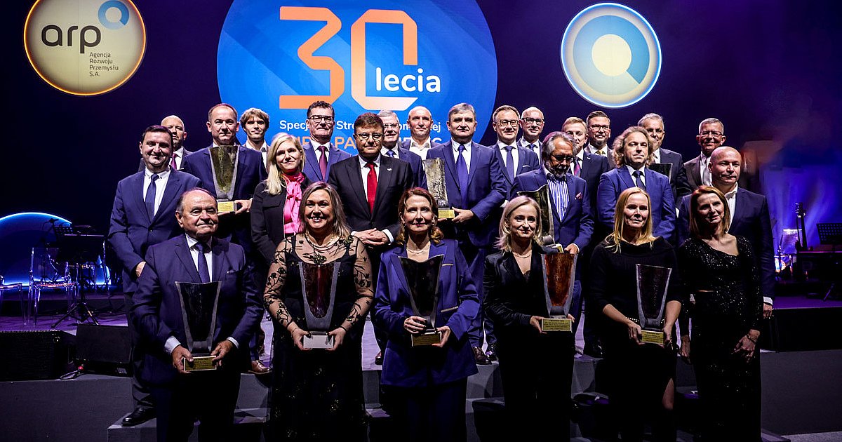 Dzisiaj Strefa świętuje 30 lat istnienia. Duża gala [FOTO, WIDEO] - HEJ.MIELEC.PL