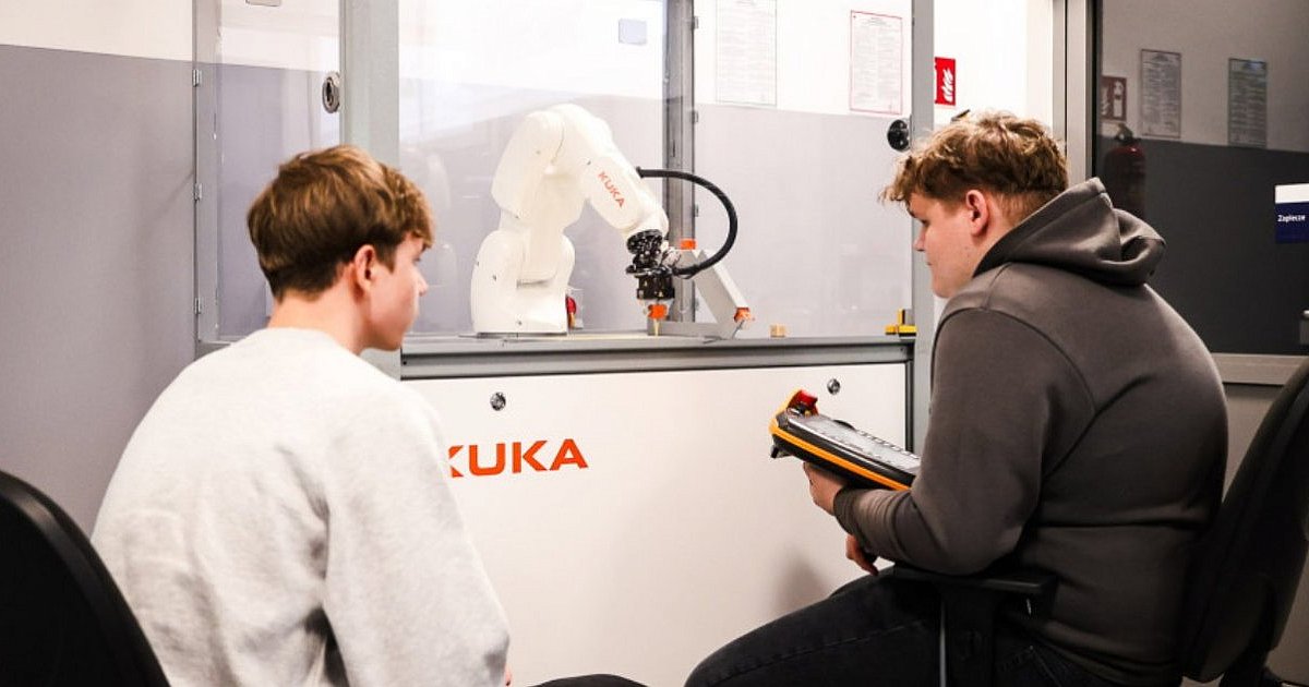 Jakie szkoły wybierają młodzi mielczanie? Mamy inny trend - HEJ.MIELEC.PL