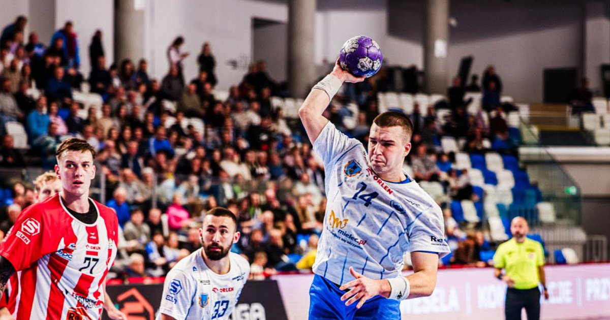 Kolejne wyzwanie przed Handball Stalą Mielec. W sobotę mecz z Industrią Kielce - HEJ.MIELEC.PL