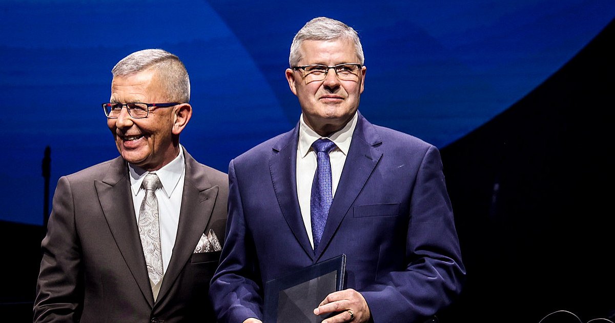 Janusz Zakręcki: mieli wizję. Dzięki temu Mielec się rozwija - HEJ.MIELEC.PL