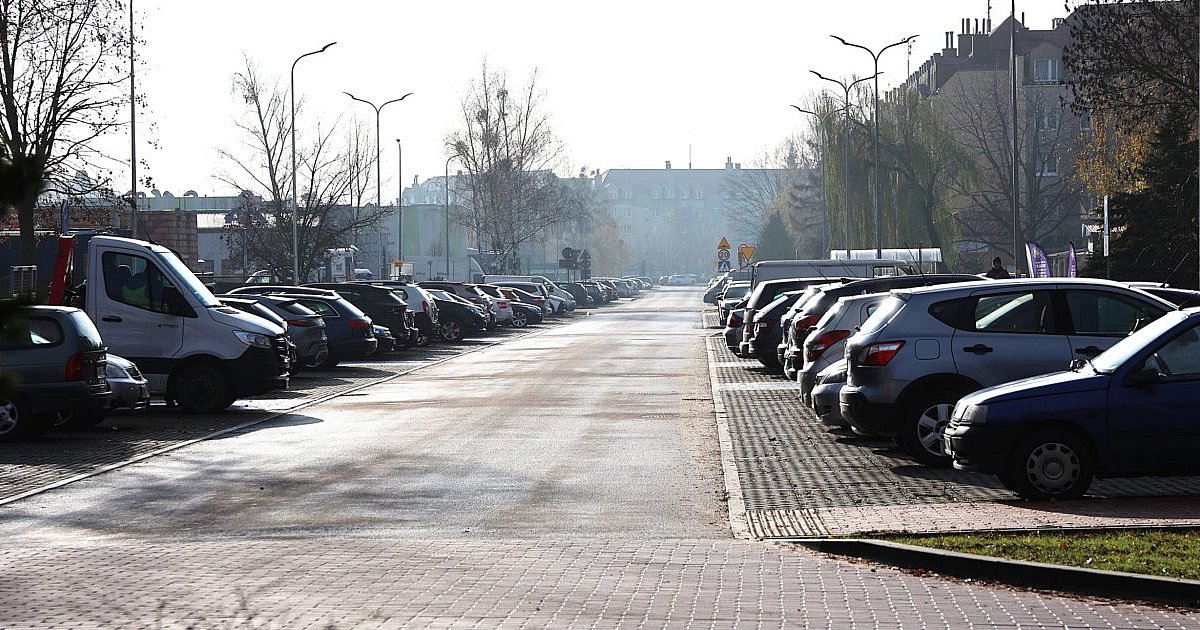 Koniec prac na ul. Warneńczyka. Inwestycja za 1,8 mln zł - HEJ.MIELEC.PL