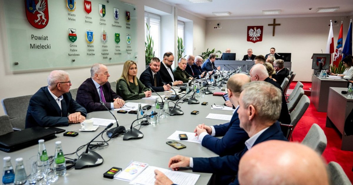 Jest termin sesji budżetowej w powiecie - HEJ.MIELEC.PL
