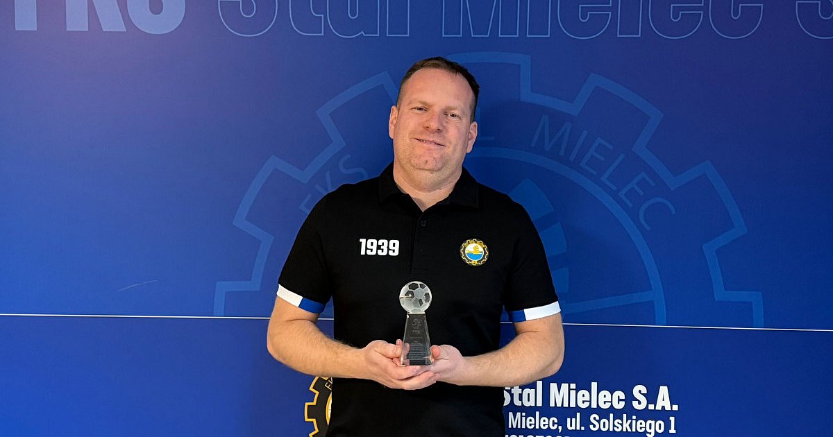 Mateusz Słodkowski wyróżniony przez PZPN. Spiker FKS Stal Mielec doceniony  - HEJ.MIELEC.PL