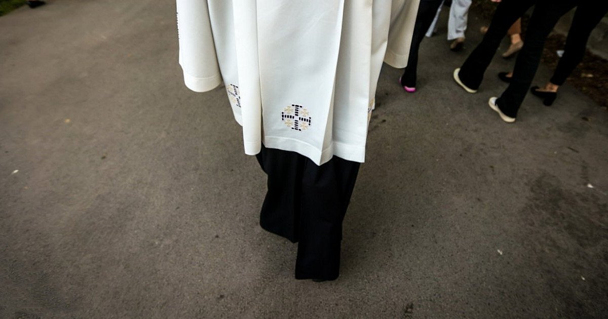 Kolędy ciąg dalszy. Księża z odwiedzinami - HEJ.MIELEC.PL