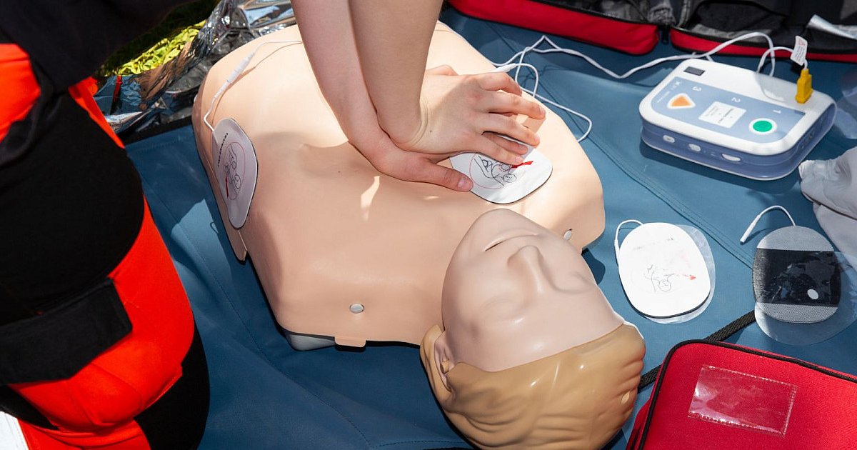 Kursy w pogotowiu ratunkowym: pierwsza pomoc i tamowanie krwotoków - HEJ.MIELEC.PL