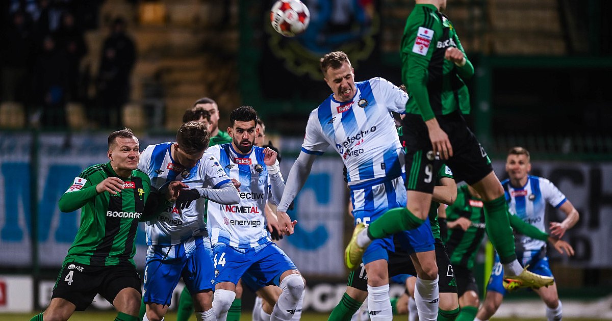 Górnik - Stal. Tylko albo aż: remis - HEJ.MIELEC.PL