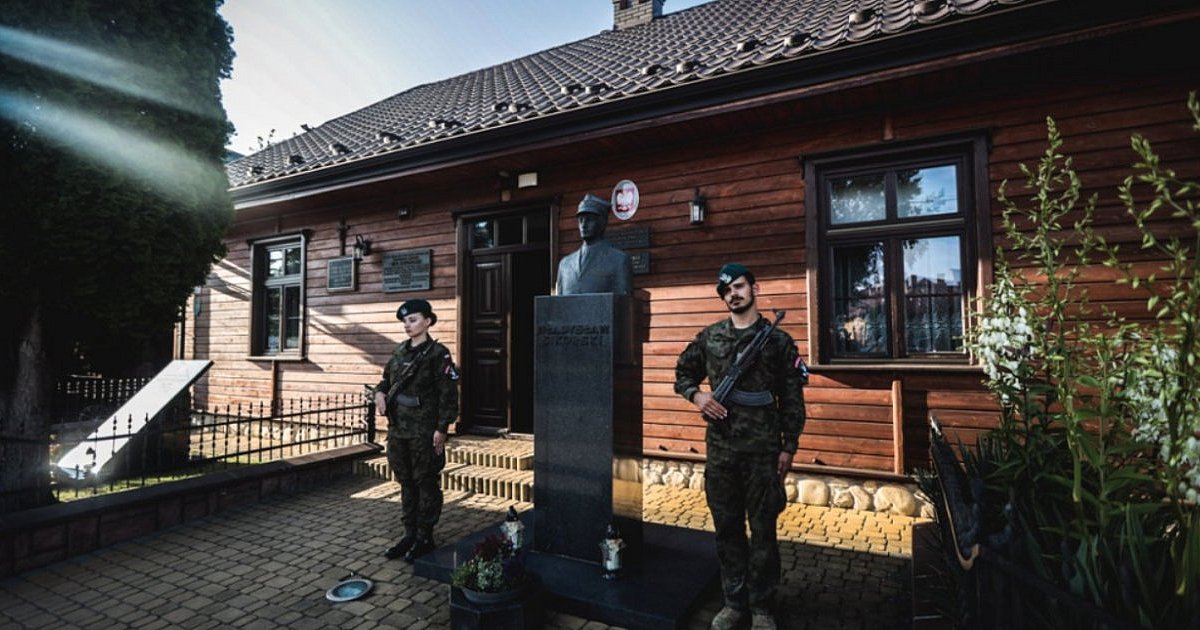 145. rocznica urodzin gen. Sikorskiego. Honorowy patronat Prezydenta RP - HEJ.MIELEC.PL