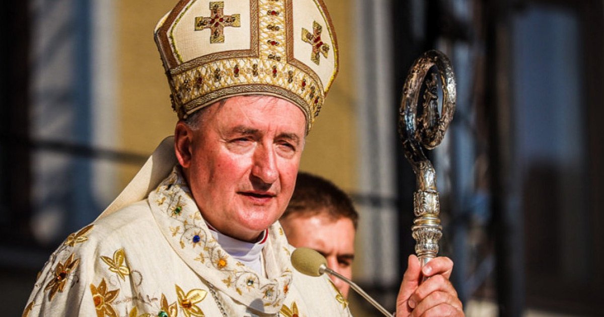 Biskup Andrzej Jeż: ubolewam i przepraszam wszystkie osoby skrzywdzone - HEJ.MIELEC.PL