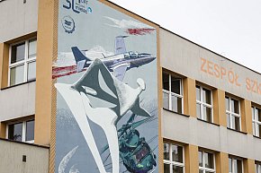 Nowy mural odsłonięty. To historia Strefy-13244
