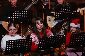 Koncert kolęd w Państwowej Szkole Muzycznej w Mielcu-13745