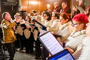 Chór AKORD na Mszy Świętej w parafii pw. MBNP-13773