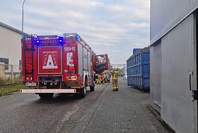 Pożar na terenie Specjalnej Strefy Ekonomicznej-101858