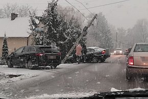 Trudne warunki na drogach. Policja z apelem-102527