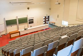 Uczelnie przeżywają oblężenie. Ten kierunek przyciąga tłumy-102754