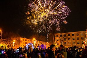 Sylwester na Placu AK. Zabawa z DJ-em-102978