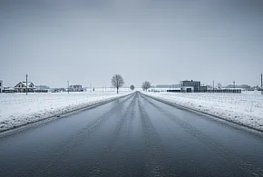 IMGW wydał ostrzeżenia przed oblodzeniem dla całego kraju-104122