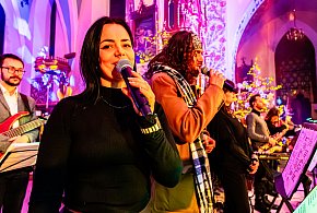 Koncert Kolęd w Przecławiu: muzyczne święto wspólnoty [FOTO, WIDEO]-104473