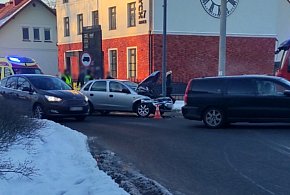 Kolizja dwóch osobówek na ul. Jadernych-104782