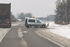 Wypadek na obwodnicy. Mężczyzna w szpitalu