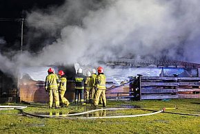 Pożar w Grzybowie. Na terenie Folwarku