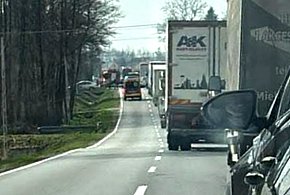 Wypadek w Partyni. Jedna osoba poszkodowana