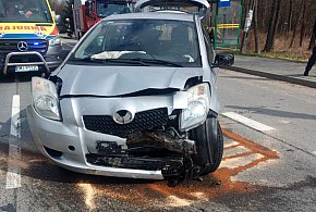 Wypadek w Partyni. Jedna osoba poszkodowana