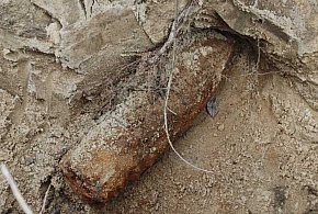 Kolejny niewybuch pod Mielcem. Saperzy na miejscu