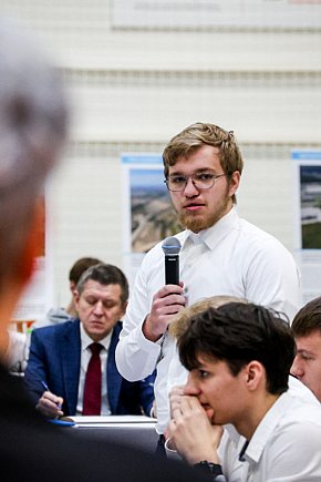 Debata Oksfordzka: Czy przyszłość młodych jest w Mielcu-13627