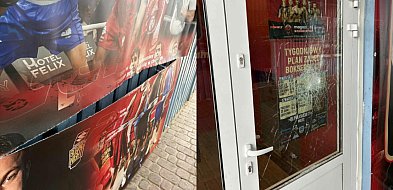 Akt wandalizmu przy ul. Pułaskiego 2A. Mielecka Szkoła Boksu apeluje o pomoc-102891