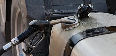 Kradzież karty paliwowej. Straty na ponad 14 tysięcy!-103746