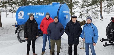 Schron, studnie, sprzęt. Inwestycje w obronę-104551