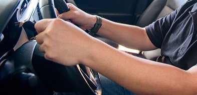 Kierowca volkswagena pijany i z sądowym zakazem prowadzenia