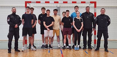 Uczniowie „Ekonomika” sprawdzili swoją formę. Test jak do Policji zaliczony