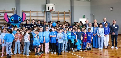 Mielecka „Szóstka” w niebieskich barwach. Integracja przez sport [FOTO]