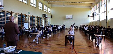 Tematy podane przez maturzystów: wpływ pracy na człowieka