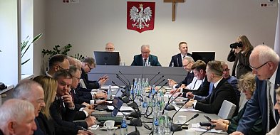 W piątek nadzwyczajna sesja rady powiatu. Najważniejszy temat: szpital